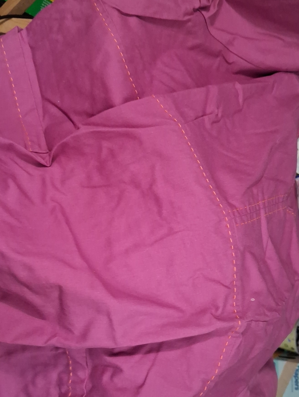 Top and bottom purple scrub - Picture 11 of 11